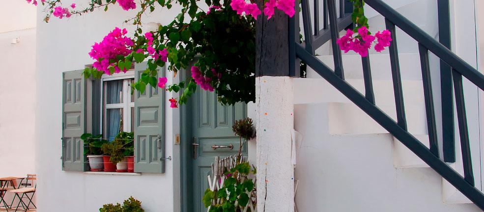 mykonos alley